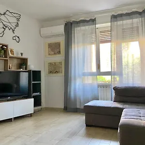 Twelveholly Apartamento