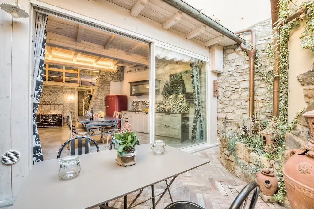 Giglio Apartments By Mmega Firenze